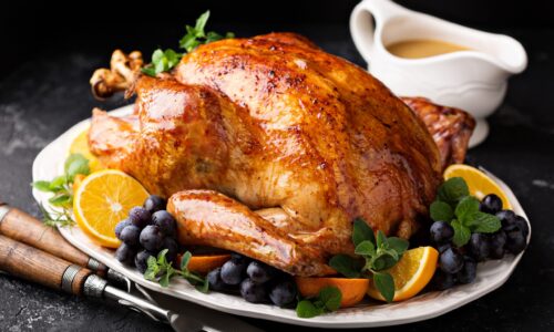 Festive,Celebration,Roasted,Turkey,With,Gravy,For,Thanksgiving,Or,Christmas